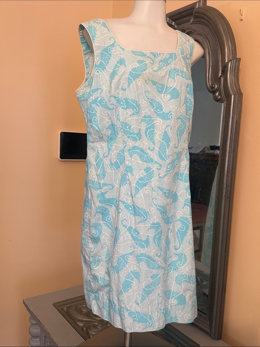 Vintage Lily Pulitzer Blue & White Seahorse Print Sleeveless Krista Shift Dress